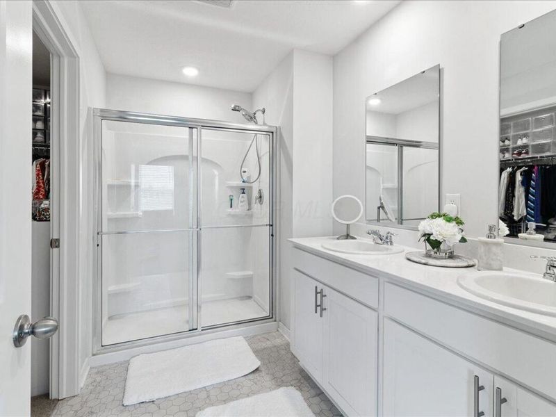 4949 Sanford Grv Place , Canal Winchester, OH 43110 Photo 12