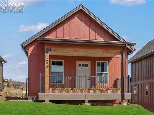 203 W Womack Avenue, Cripple Creek, CO 80813