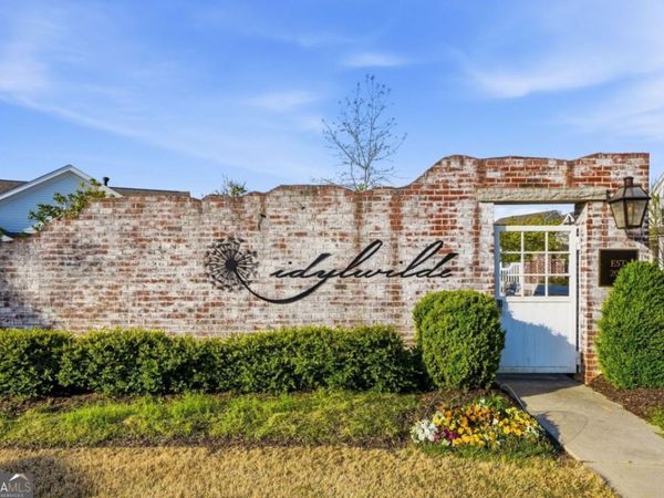 331 McDaniel Place, Canton, GA 30115