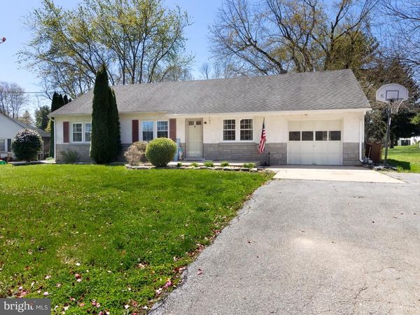 1416 HORSE SHOE PIKE, GLENMOORE, PA 19343