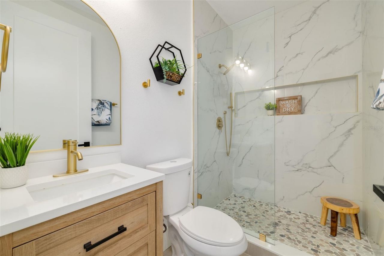 467 34th Avenue N, Saint Petersburg, FL 33704 Photo