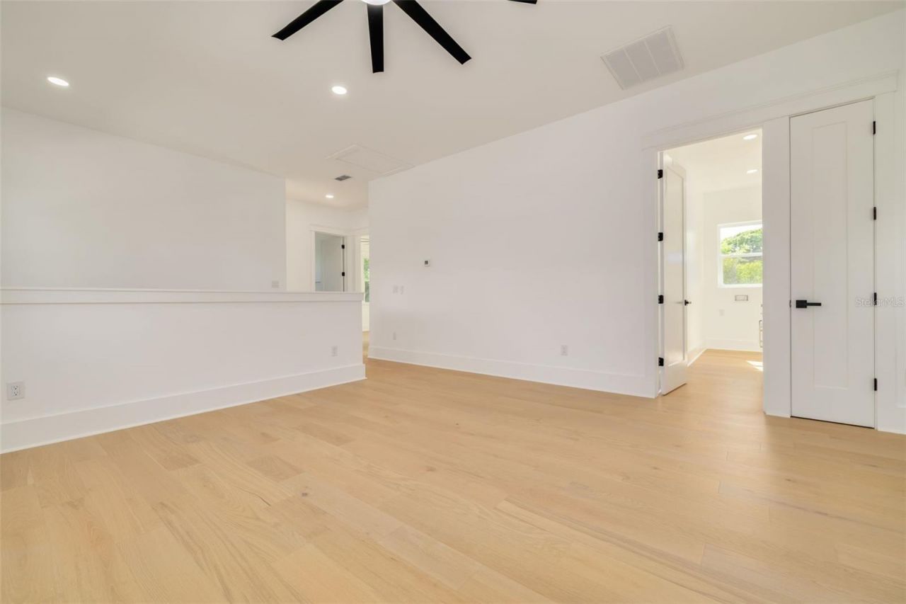 467 34th Avenue N, Saint Petersburg, FL 33704 Photo