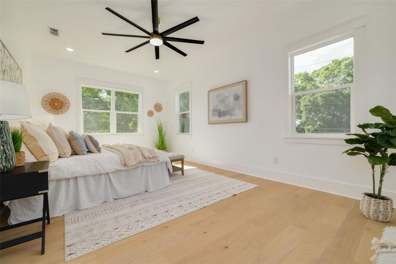 467 34th Avenue N, Saint Petersburg, FL 33704 Photo