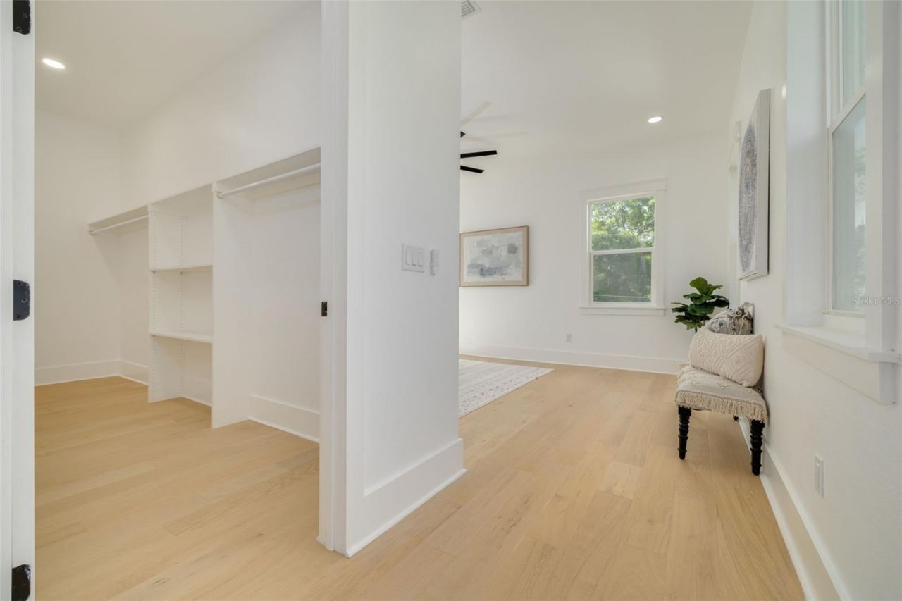 467 34th Avenue N, Saint Petersburg, FL 33704 Photo
