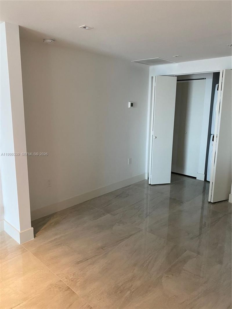 9521 E Bay Harbor Dr , Unit 605, Bay Harbor Islands, FL 33154 Photo