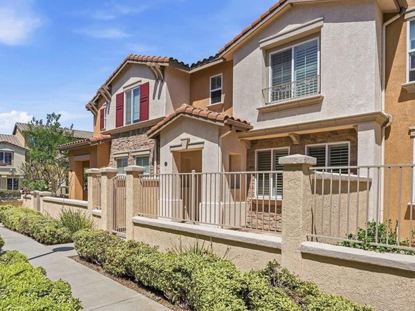 16913 New Rochelle Way , Unit 83, San Diego, CA 92127