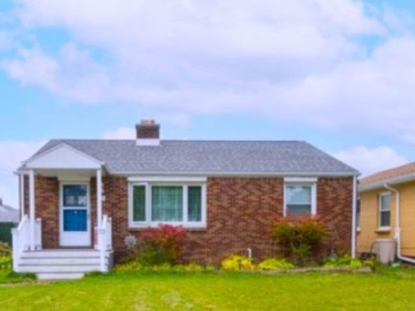 73 Wilton Parkway, Buffalo, NY 14223