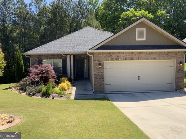 832 Hidden Hollow Circle, Commerce, GA 30529