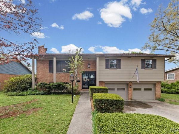 7719 Myrtlewood Drive, Belleville, IL 62223