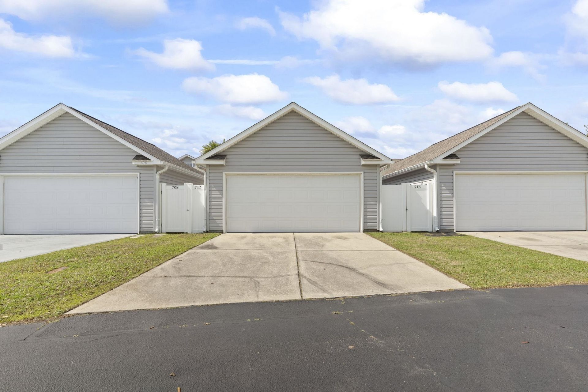 712 Santo Dr.  Photo 5