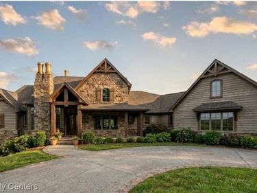 3641 Northwood Drive, West Bloomfield Twp, MI 48324