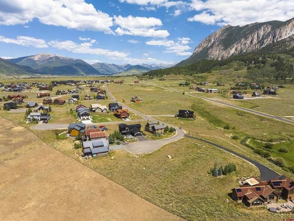 729 S Avion Drive, Crested Butte, CO 81224