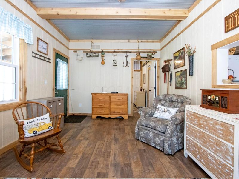 367 Alogonquion Autumn Road, Loudonville, OH 44842 Photo 8