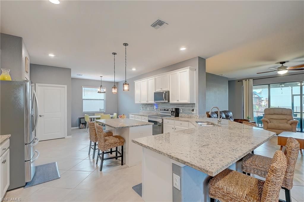 14695 Carva Ln, Lee, FL 33905 Photo