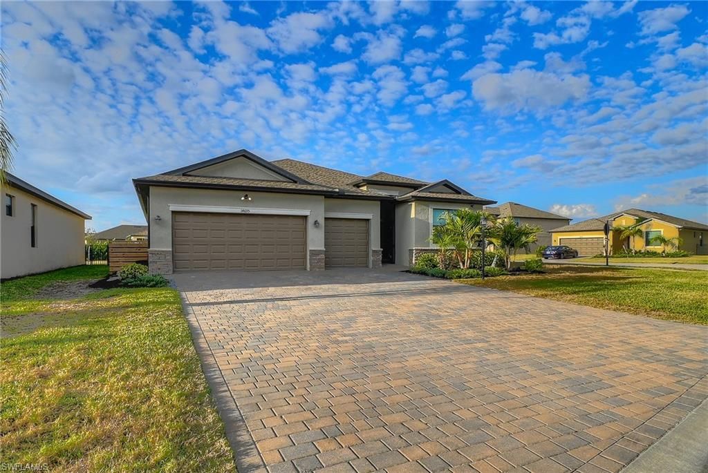 14695 Carva Ln, Lee, FL 33905 Photo