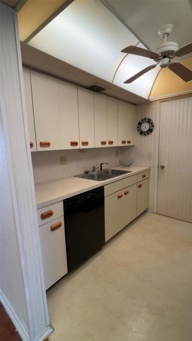 4119 61st Ave Ter W, Unit 107, Bradenton, FL 34210 Photo