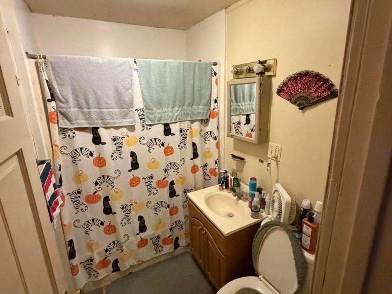 361 N Algonquin Avenue , Columbus, OH 43204 Photo 5