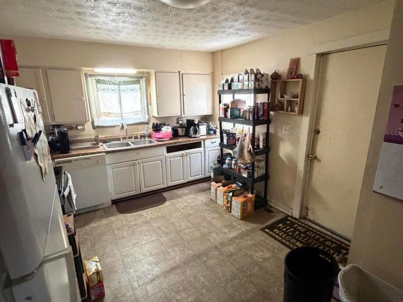 361 N Algonquin Avenue , Columbus, OH 43204 Photo 8