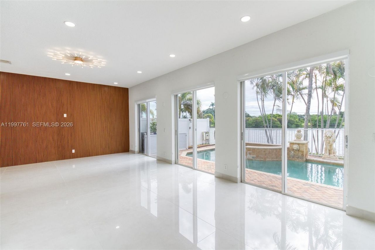 5363 SW 38th Ave, Hollywood, FL 33312 Photo