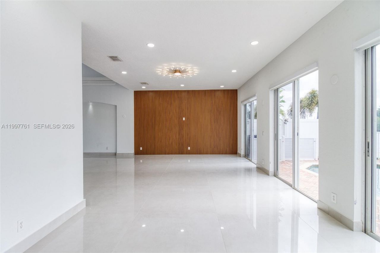 5363 SW 38th Ave, Hollywood, FL 33312 Photo