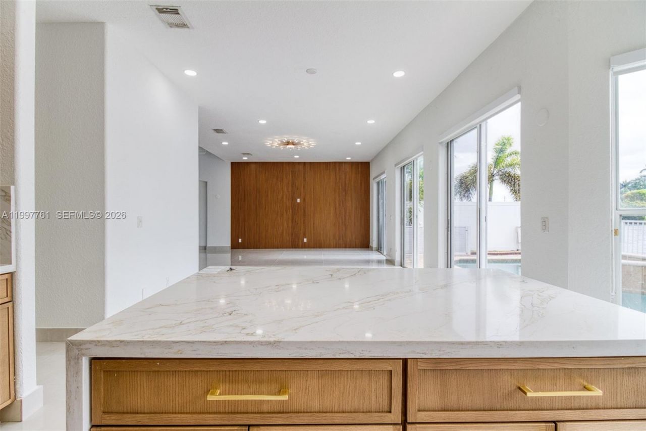 5363 SW 38th Ave, Hollywood, FL 33312 Photo