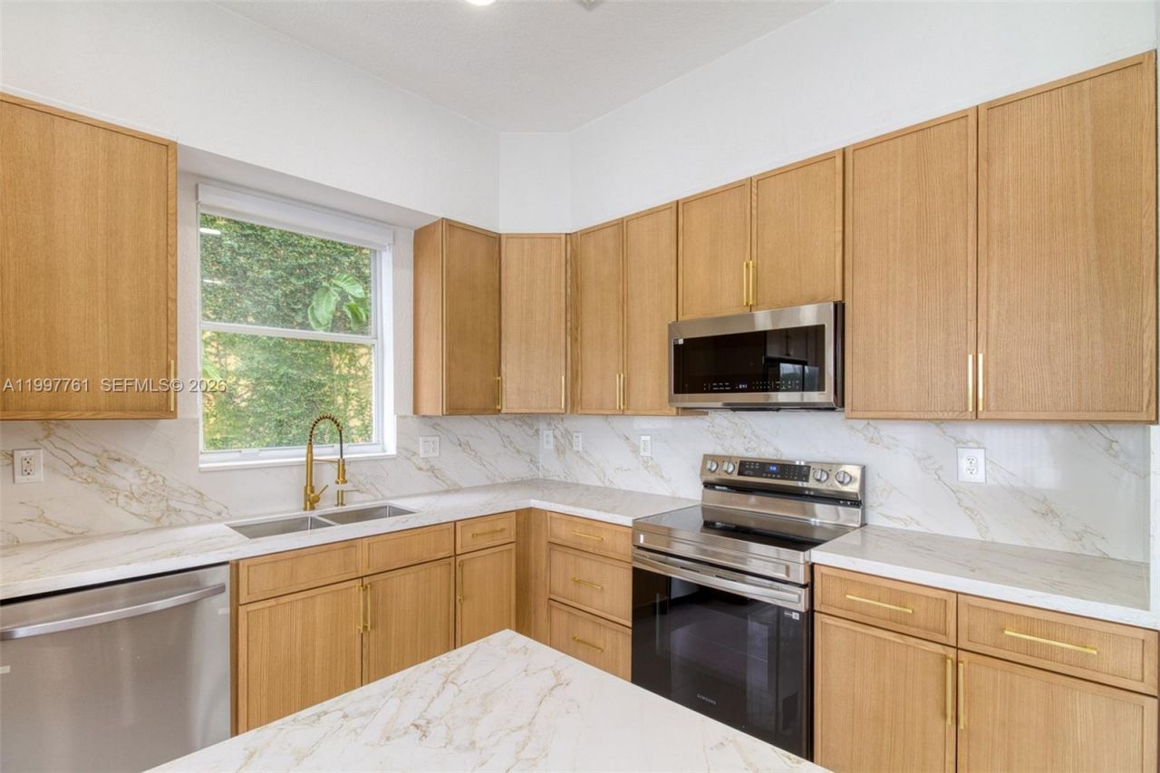 5363 SW 38th Ave, Hollywood, FL 33312 Photo