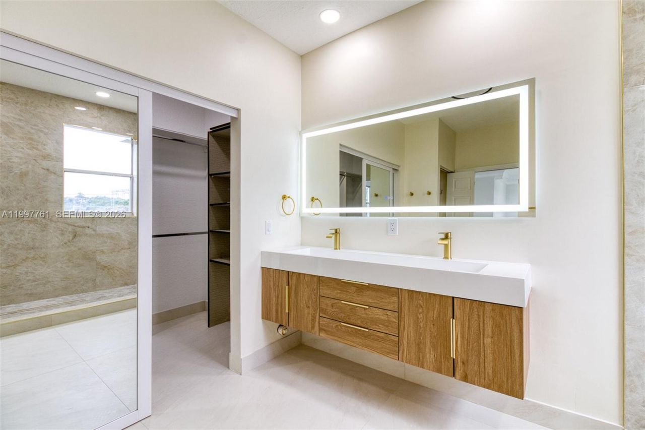 5363 SW 38th Ave, Hollywood, FL 33312 Photo