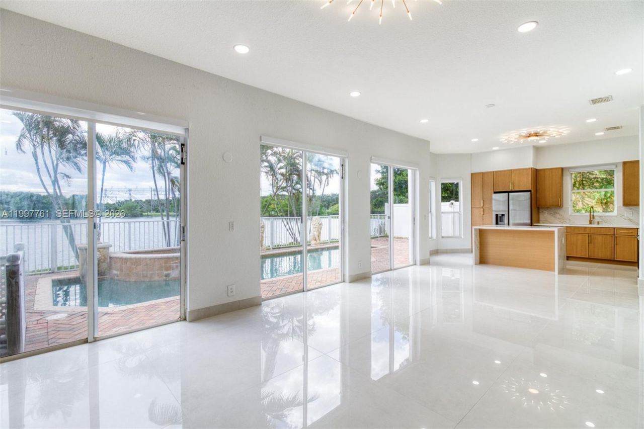 5363 SW 38th Ave, Hollywood, FL 33312 Photo