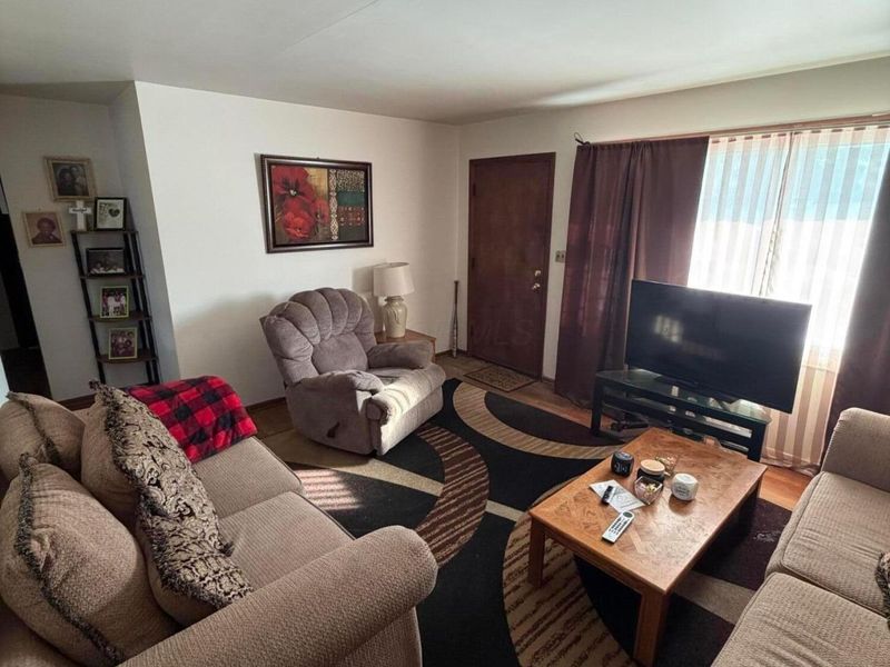 848 E Mithoff Street , Columbus, OH 43206 Photo 4