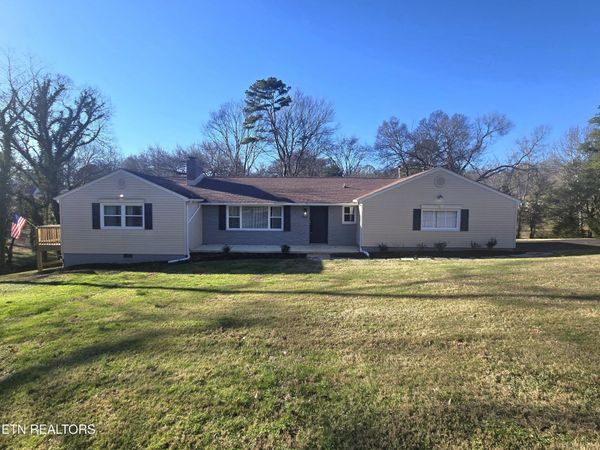 4615 W Sunset Rd, Knoxville, TN 37914