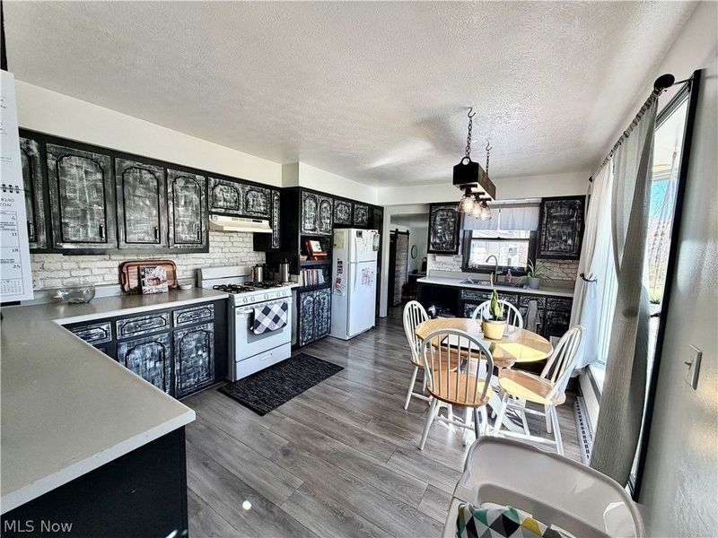 15131 Tavern Road, Burton, OH 44021 Photo 5