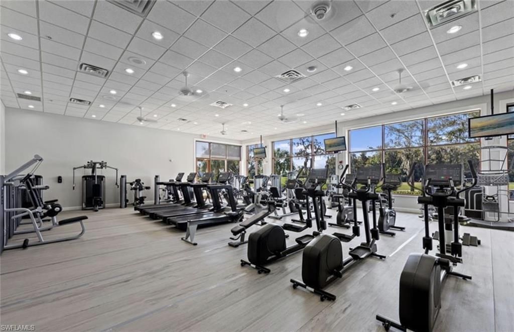 20301 Leopard Ln, Estero, FL 33928 Photo