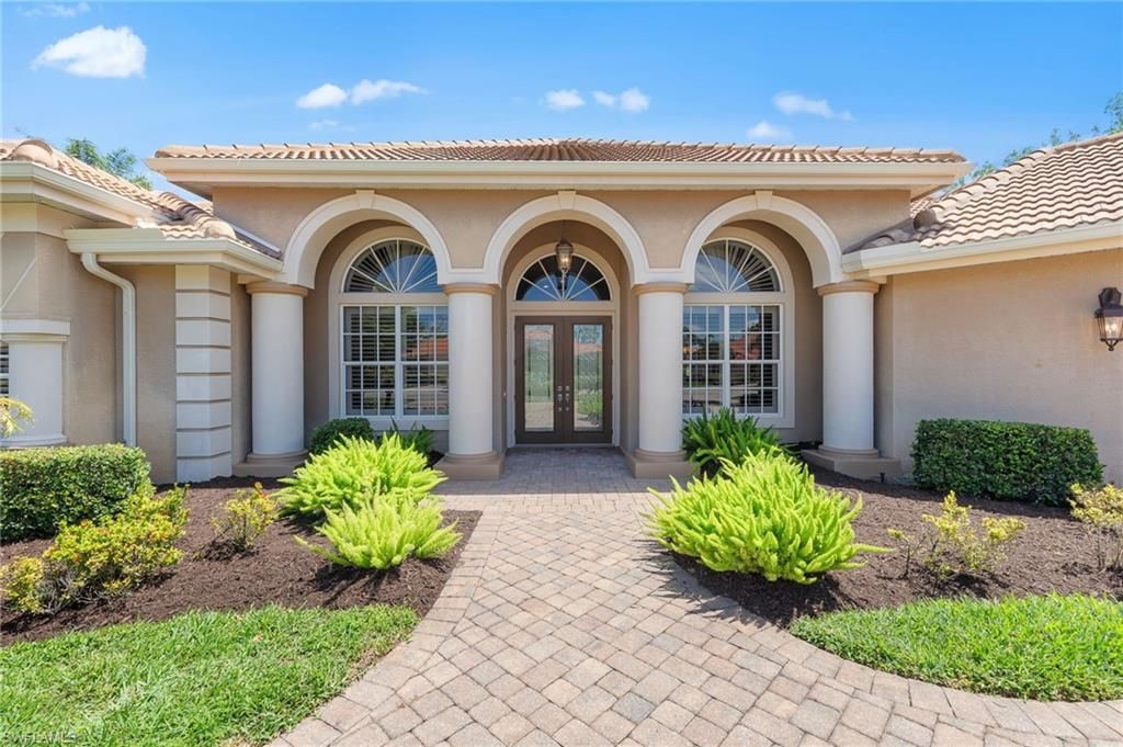 20301 Leopard Ln, Estero, FL 33928 Photo