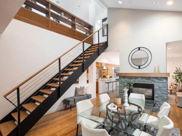 2161 Valparaiso Avenue , Menlo Park, CA 94025