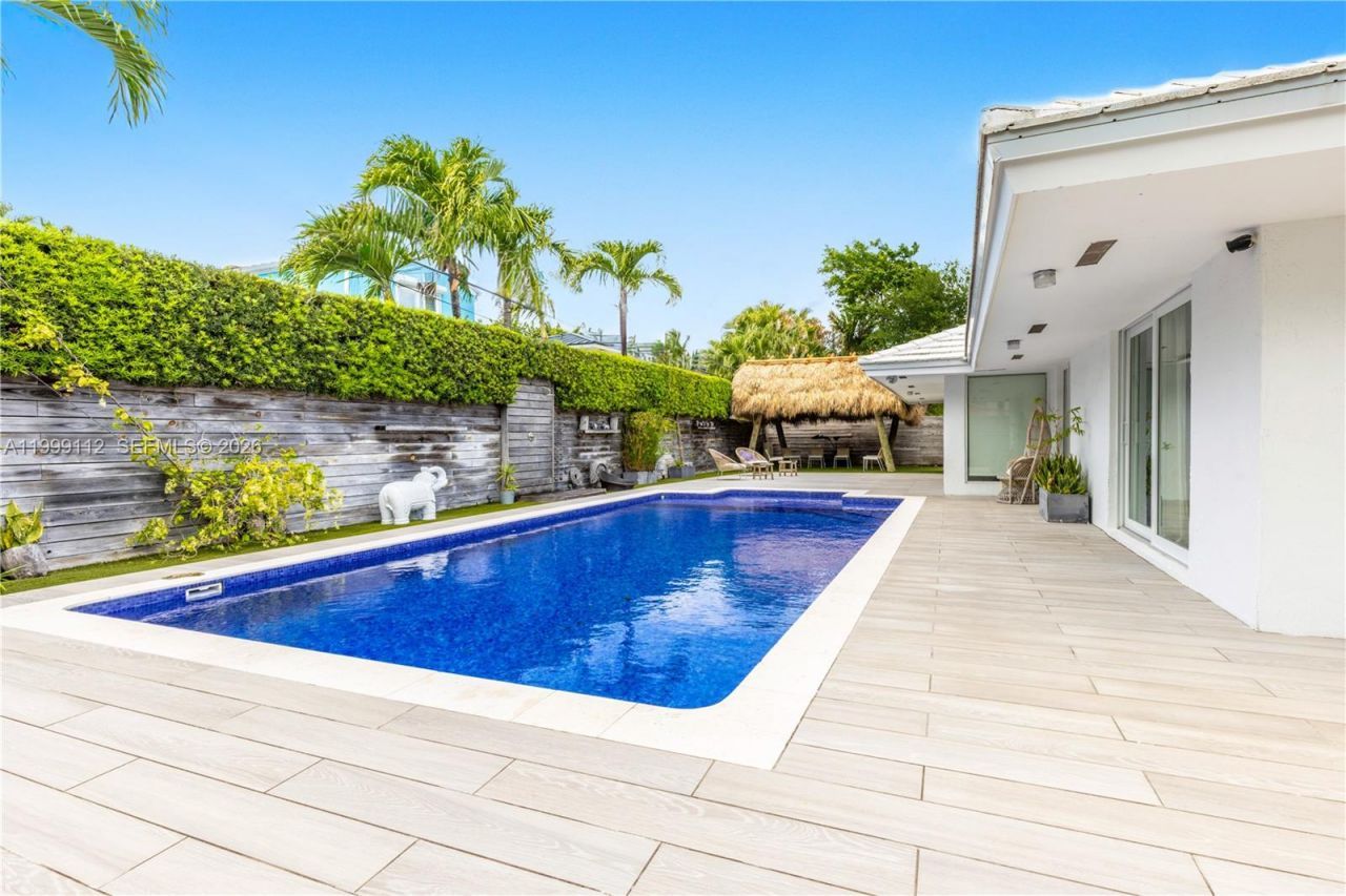 524 Warren Ln, Key Biscayne, FL 33149 Photo