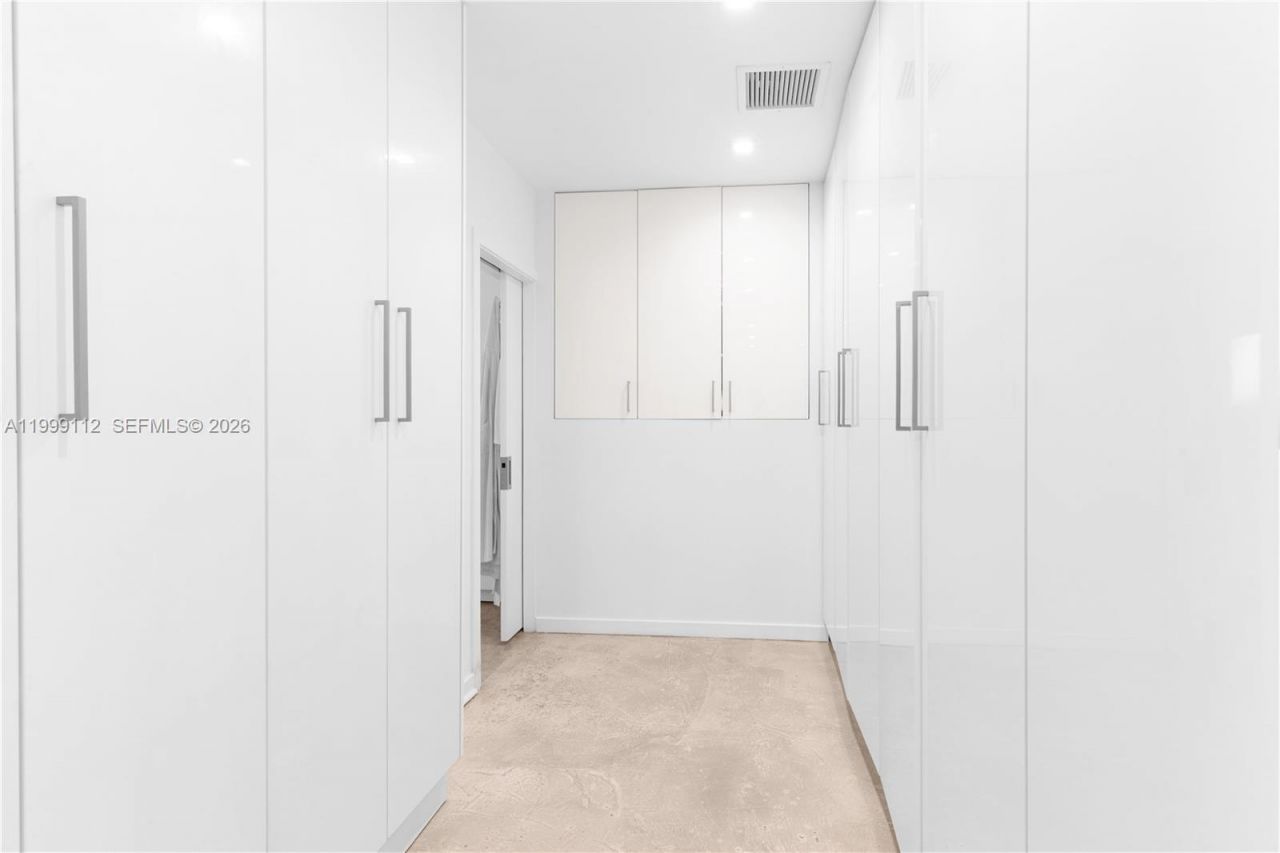 524 Warren Ln, Key Biscayne, FL 33149 Photo