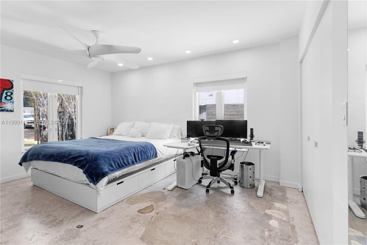 524 Warren Ln, Key Biscayne, FL 33149 Photo