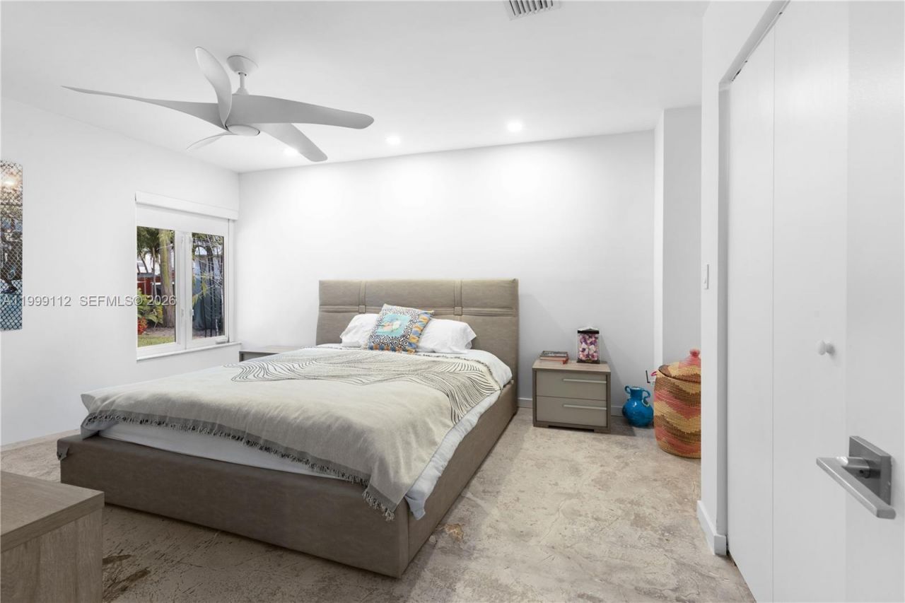 524 Warren Ln, Key Biscayne, FL 33149 Photo