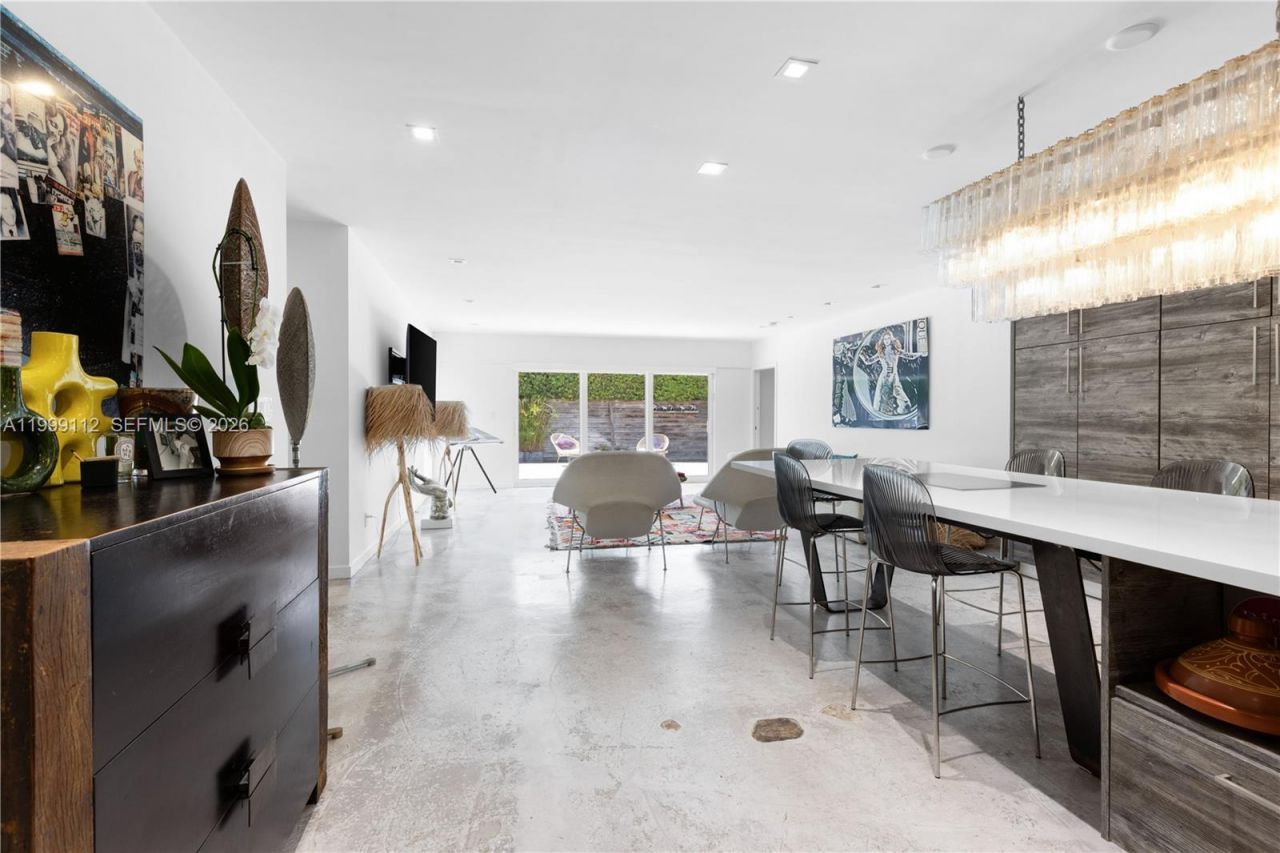 524 Warren Ln, Key Biscayne, FL 33149 Photo