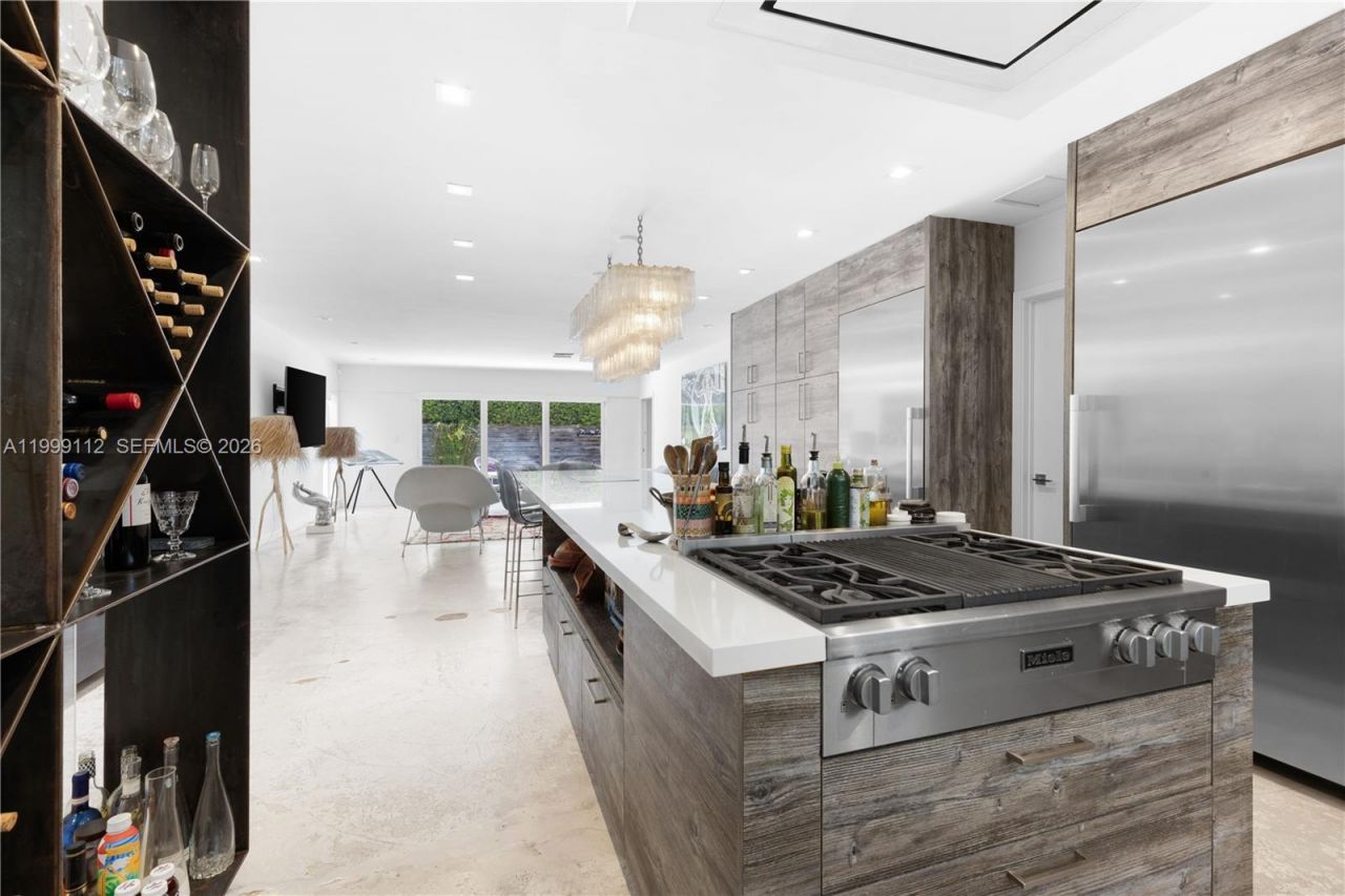 524 Warren Ln, Key Biscayne, FL 33149 Photo