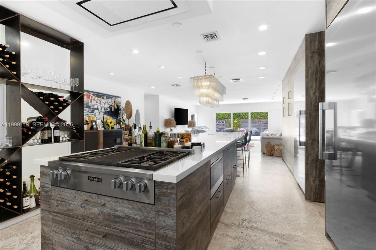 524 Warren Ln, Key Biscayne, FL 33149 Photo