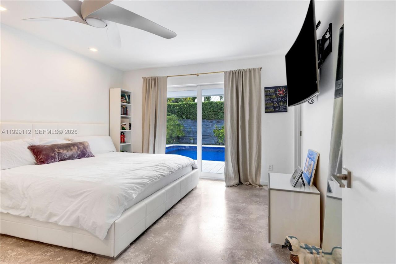 524 Warren Ln, Key Biscayne, FL 33149 Photo