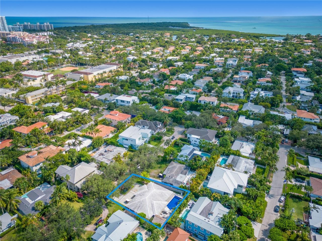 524 Warren Ln, Key Biscayne, FL 33149 Photo