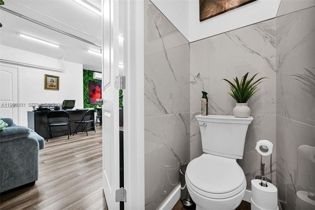 13416 SW 108th St Cir N, Miami, FL 33186 Photo