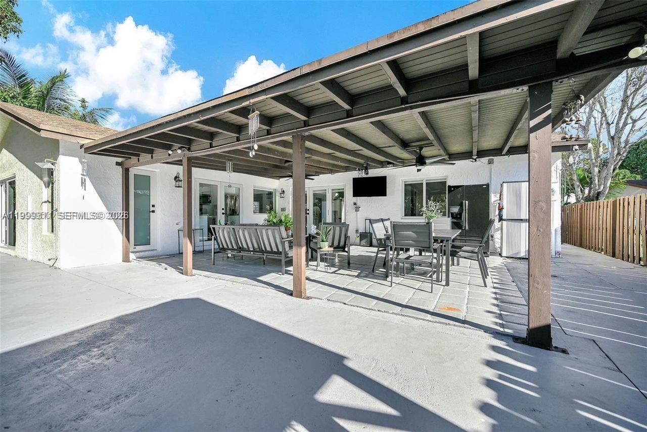 13416 SW 108th St Cir N, Miami, FL 33186 Photo