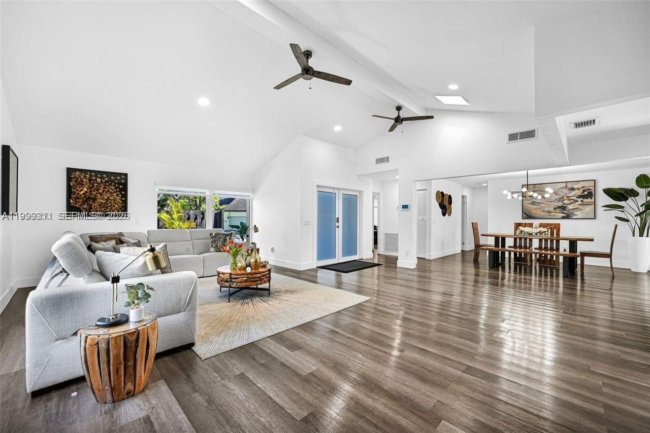 13416 SW 108th St Cir N, Miami, FL 33186 Photo