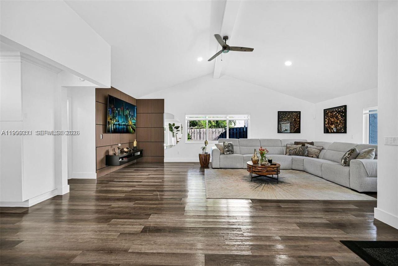 13416 SW 108th St Cir N, Miami, FL 33186 Photo