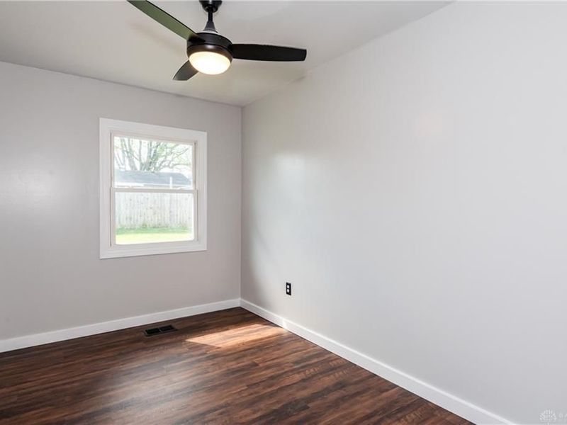 883 Omard Drive, Xenia, OH 45385 Photo 12