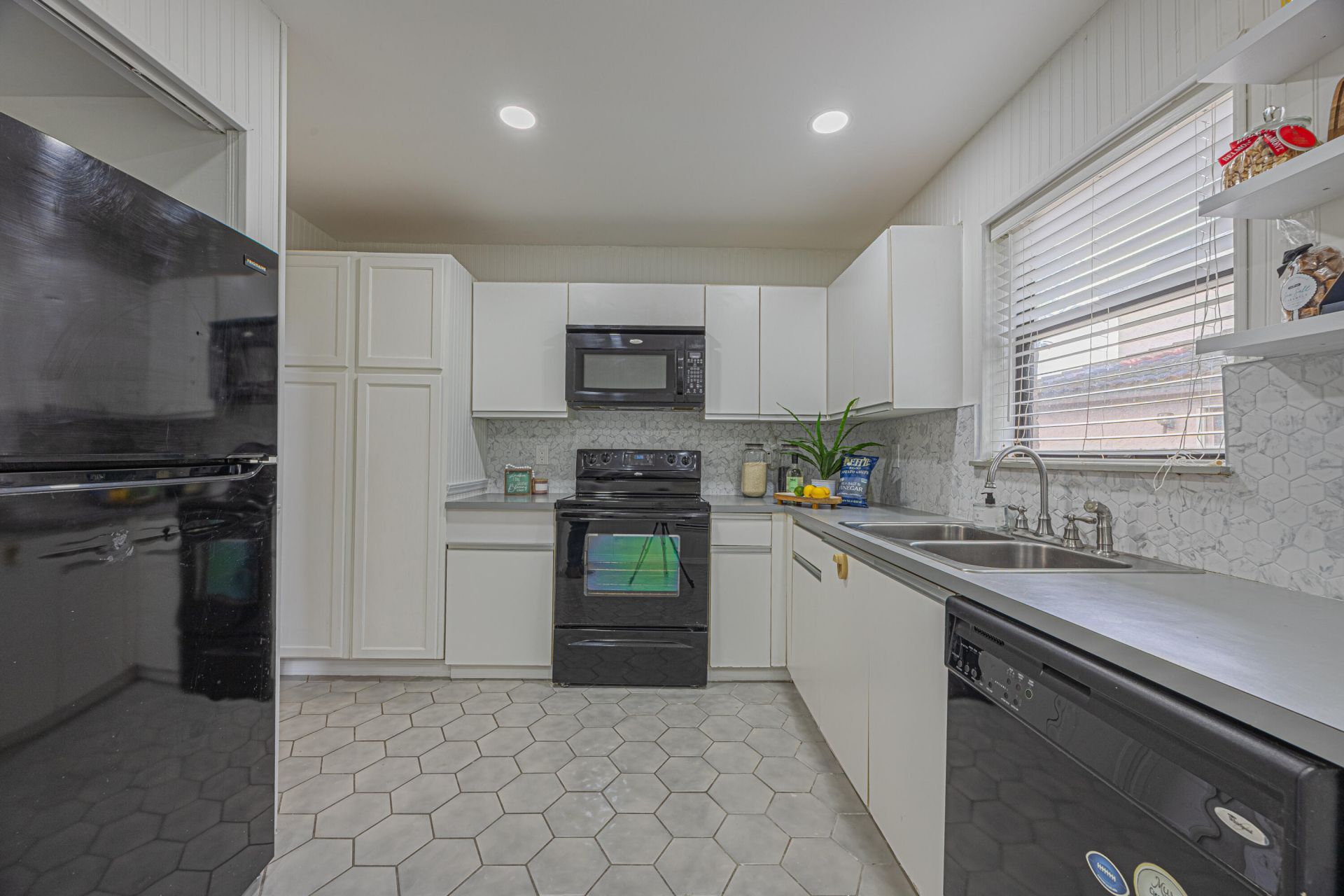 3625 Inverrary Boulevard W, Lauderhill, FL 33319 Photo