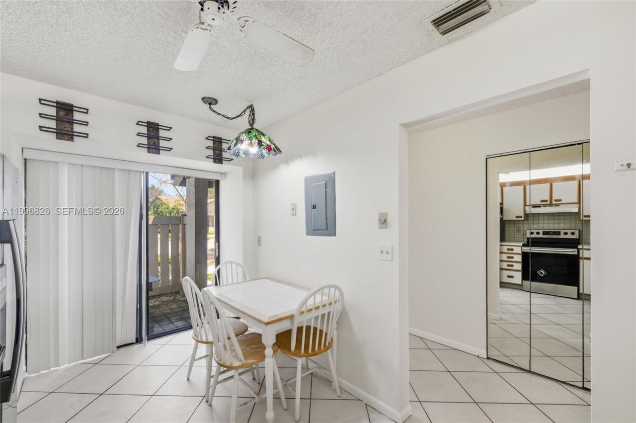 4790 NW 22nd St, Unit 4104, Coconut Creek, FL 33063 Photo